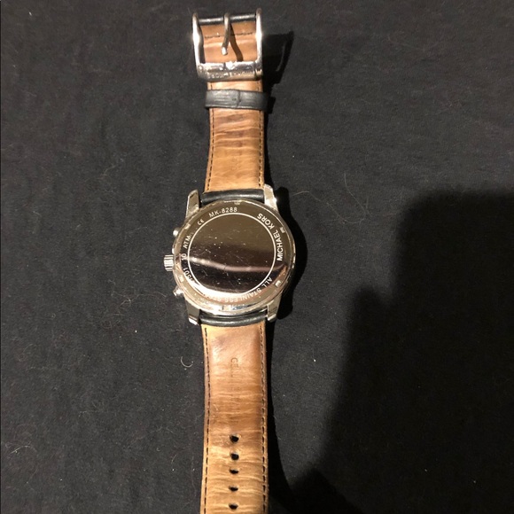 Michael Kors Watch - Picture 5 of 6